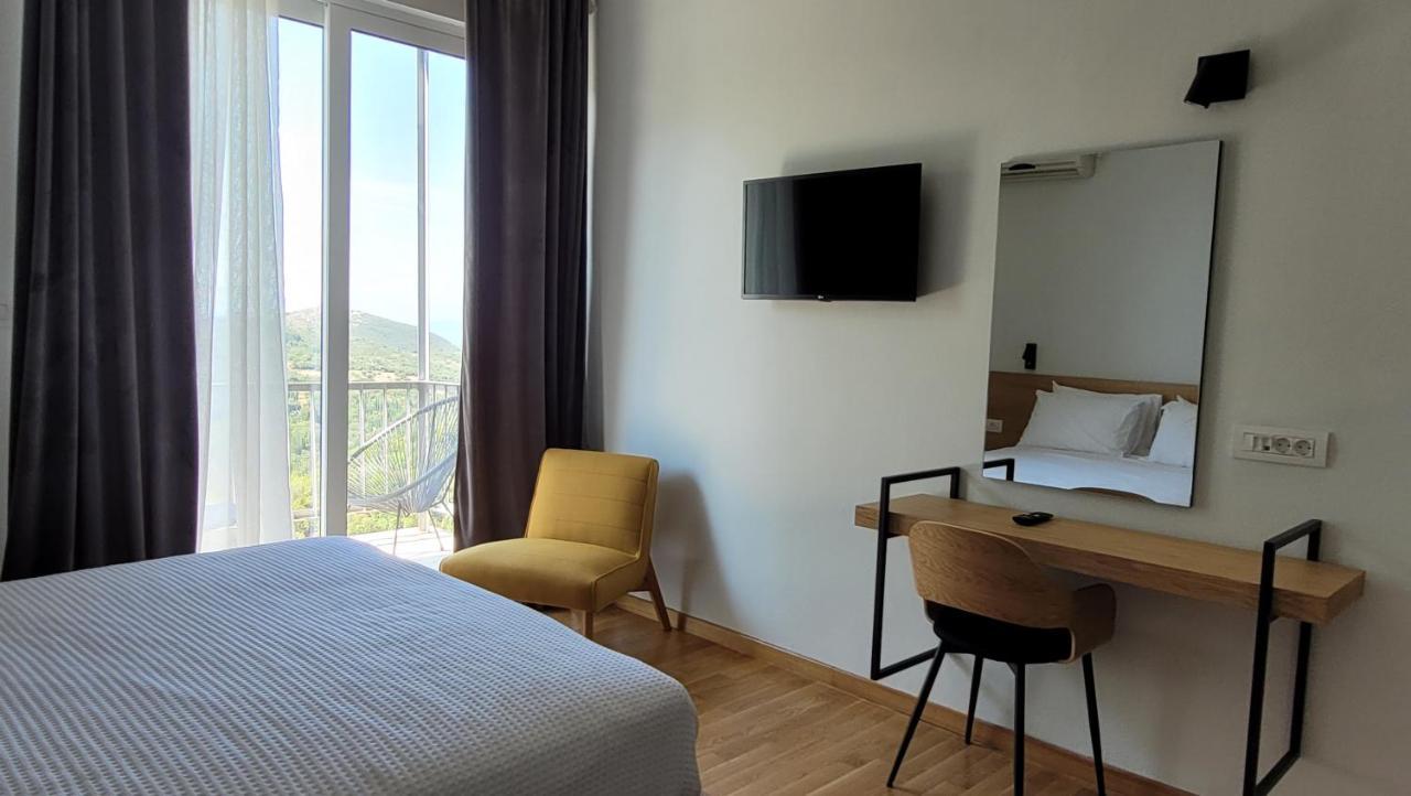Theoxenia Hotel Andritsena Exterior foto